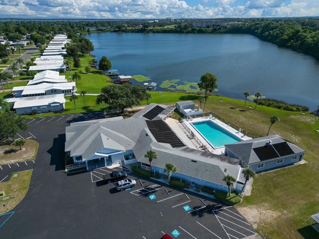 1658 Elkhart Circle, Tavares, FL 32778 Photo