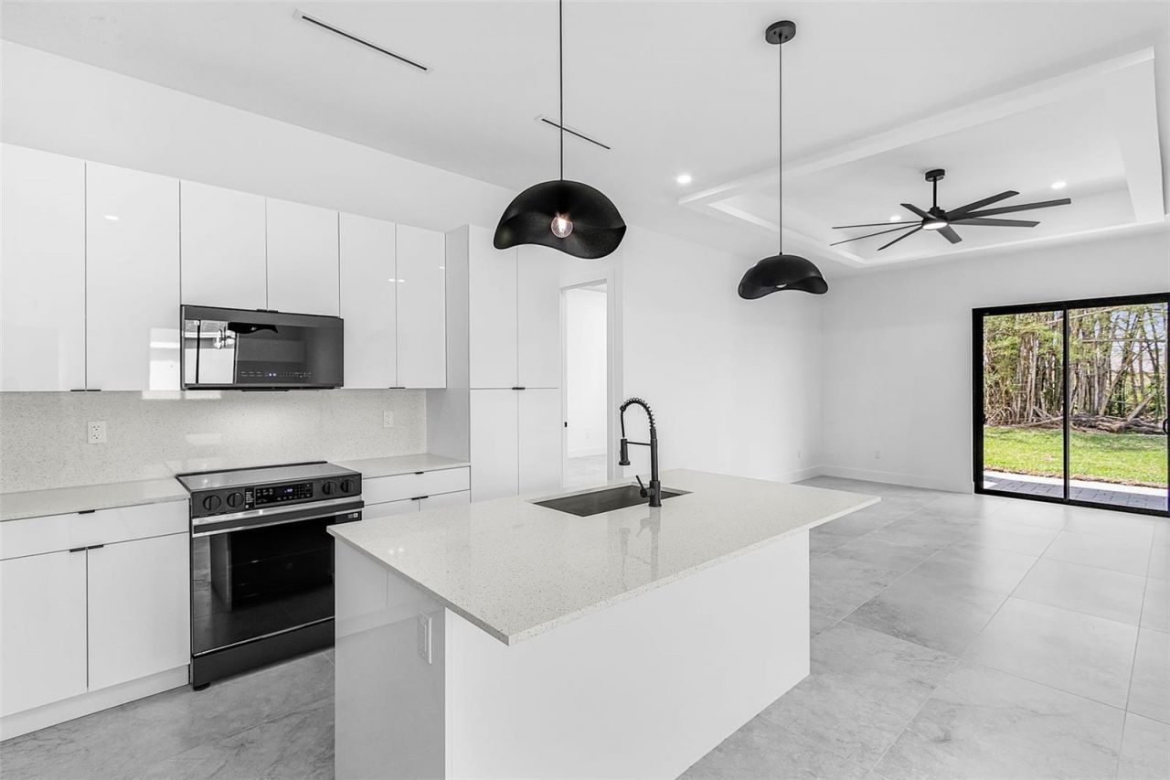 2903 10th Street Sw, Lehigh Acres, FL 33976 Photo