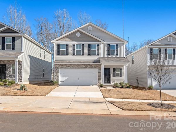 7017 Stoney Wood Lane , Charlotte, NC 28215