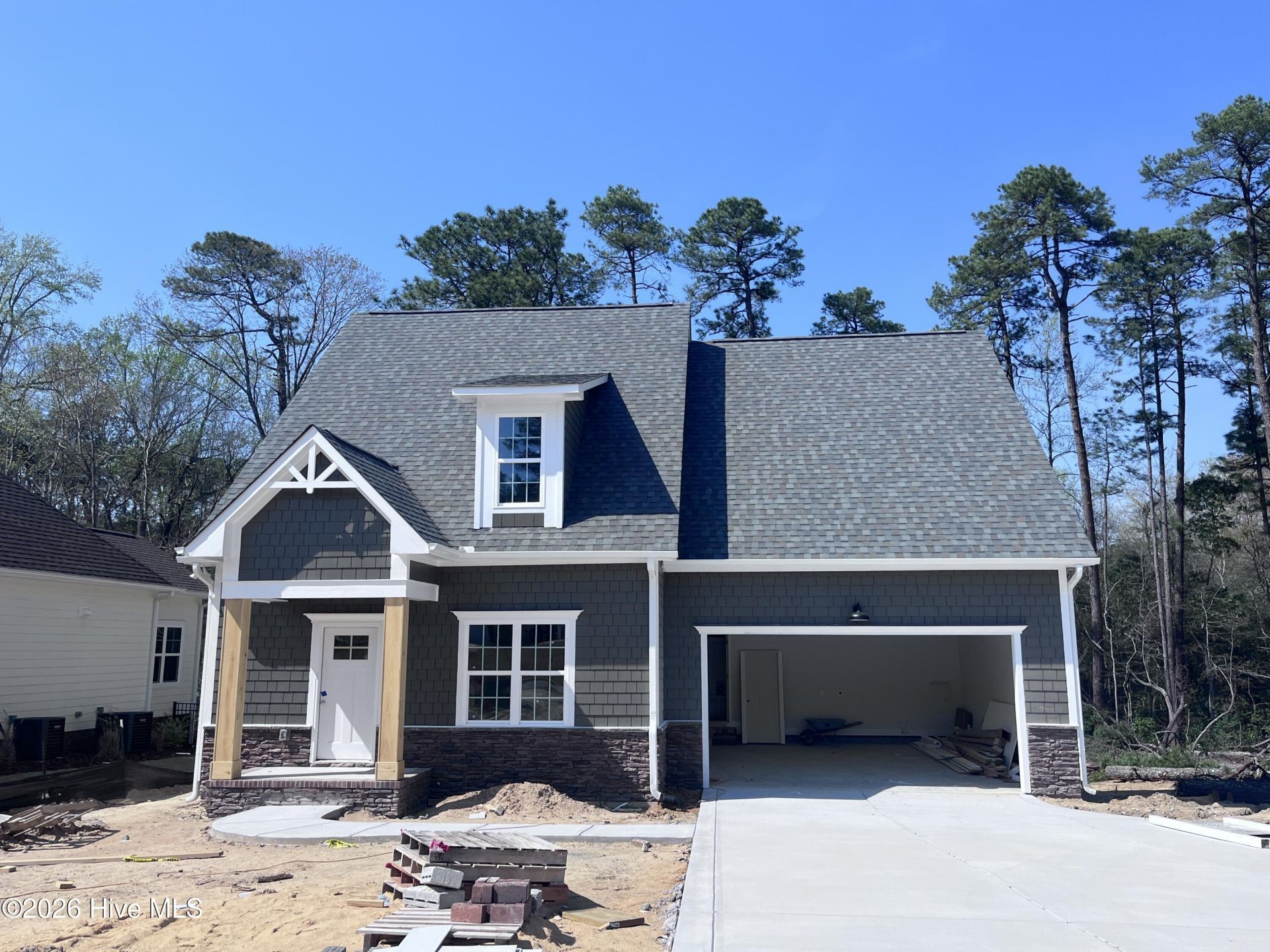 613 Jumper Court, Southern Pines, NC 28387 Main Photo
