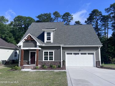 613 Jumper Court, Southern Pines, NC 28387