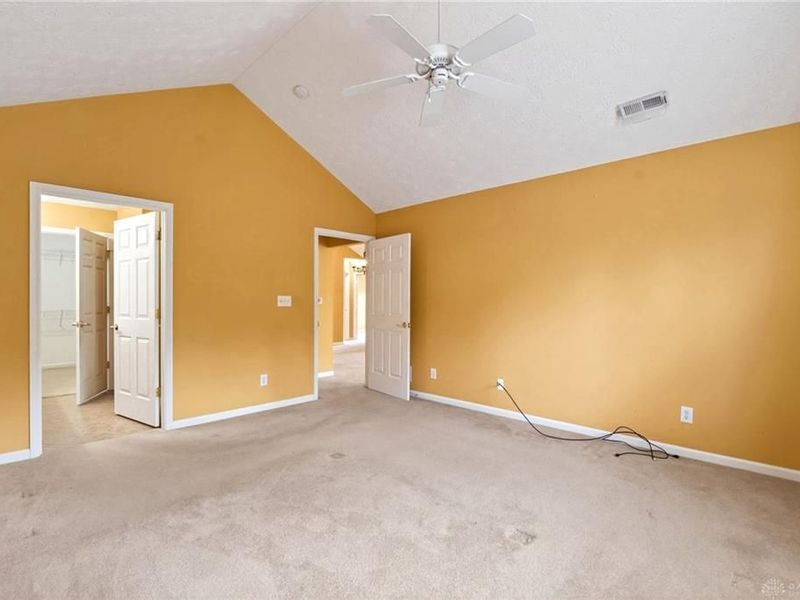 2028 Wentworth Village Drive, Bellbrook, OH 45305 Photo 20