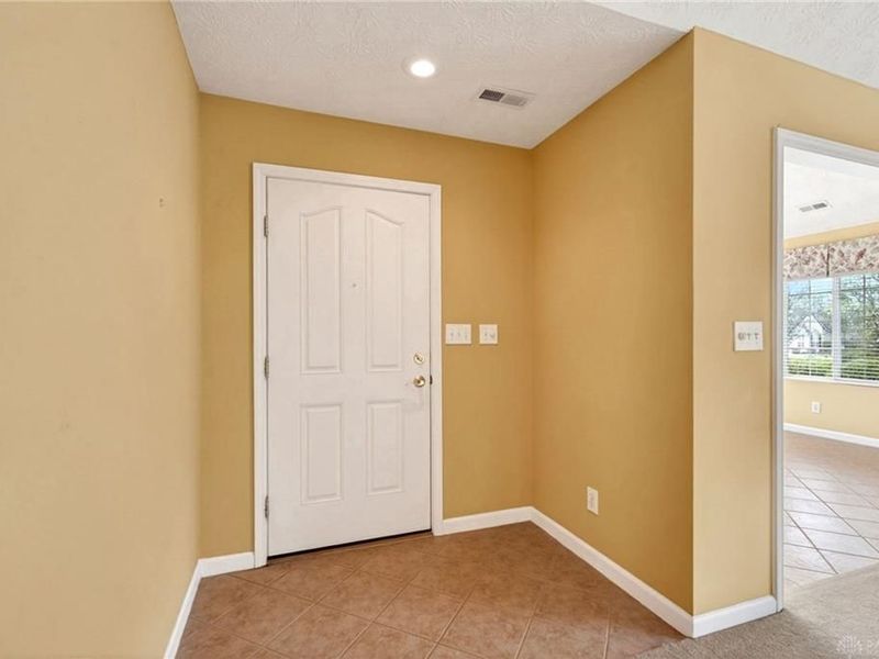 2028 Wentworth Village Drive, Bellbrook, OH 45305 Photo 4