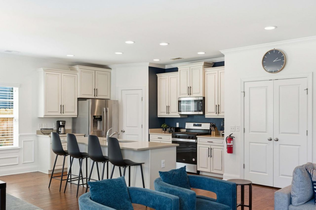 1169 Sumner Avenue Photo 16