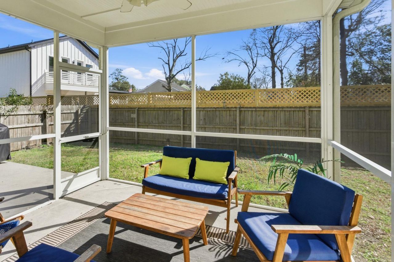 1169 Sumner Avenue Photo 36