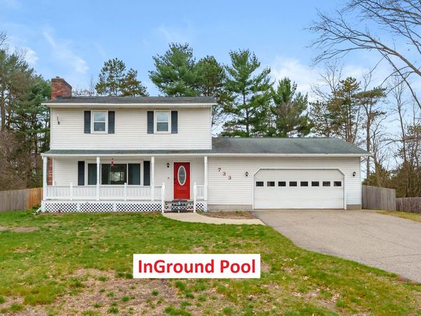 733 Chadds Ford Way, Kalamazoo, MI 49009