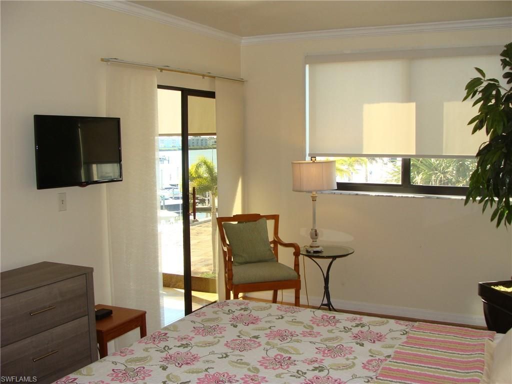 807 River Point Dr, Unit 201D, Naples, FL 34102 Photo