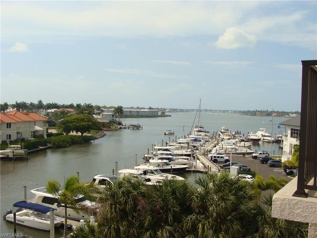 807 River Point Dr, Unit 201D, Naples, FL 34102 Photo