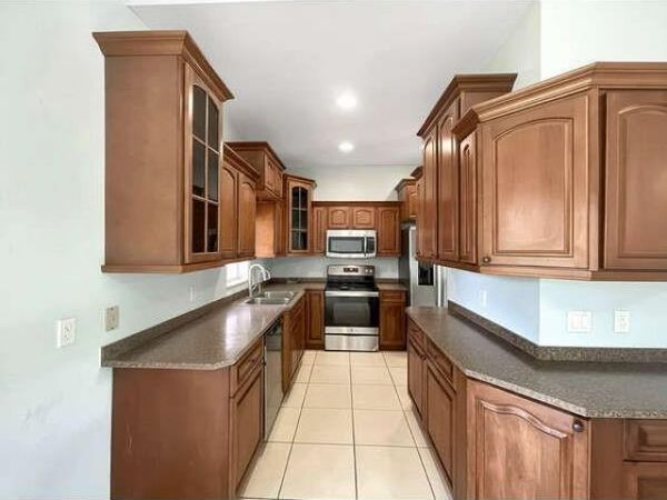 1252 Delores ST E, LEHIGH ACRES, FL 33974