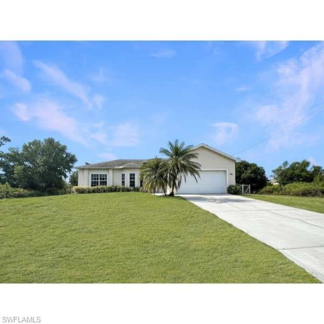 1252 Delores St E, Lehigh Acres, FL 33974 Photo