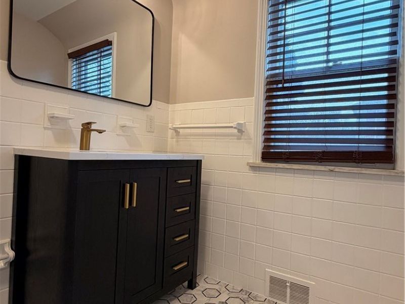 3954 Meadowbrook Boulevard, University Heights, OH 44118 Photo 21