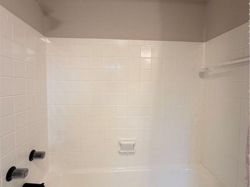 3954 Meadowbrook Boulevard, University Heights, OH 44118 Photo 26