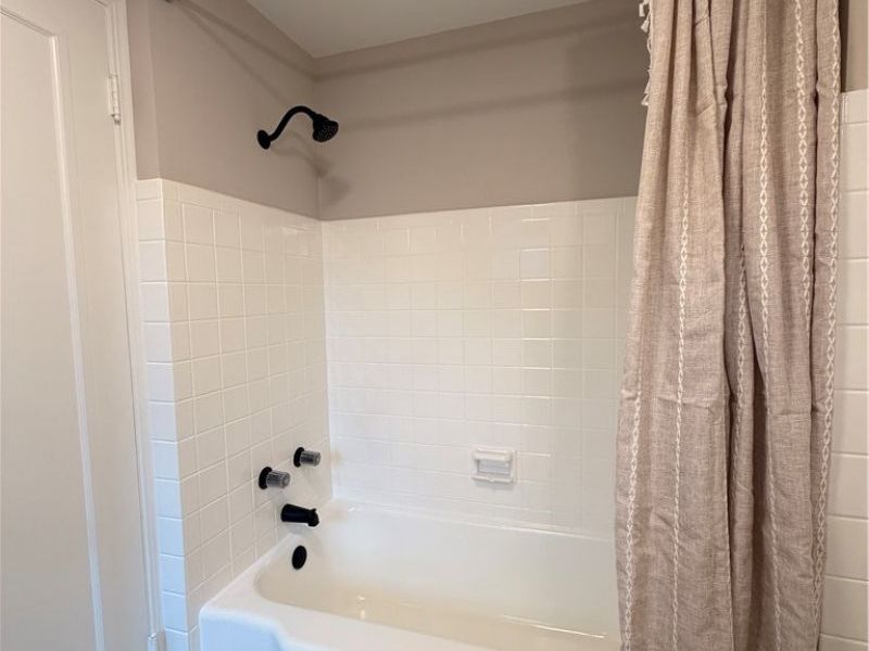 3954 Meadowbrook Boulevard, University Heights, OH 44118 Photo 27