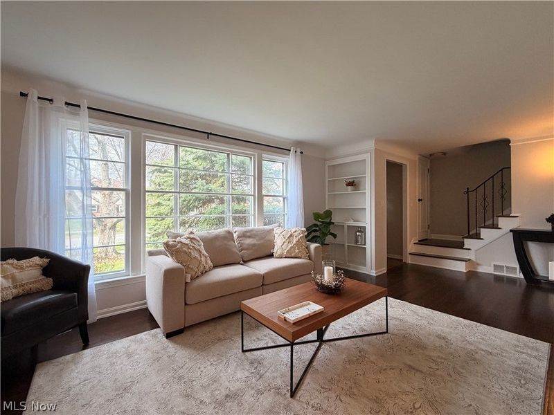 3954 Meadowbrook Boulevard, University Heights, OH 44118 Photo 4