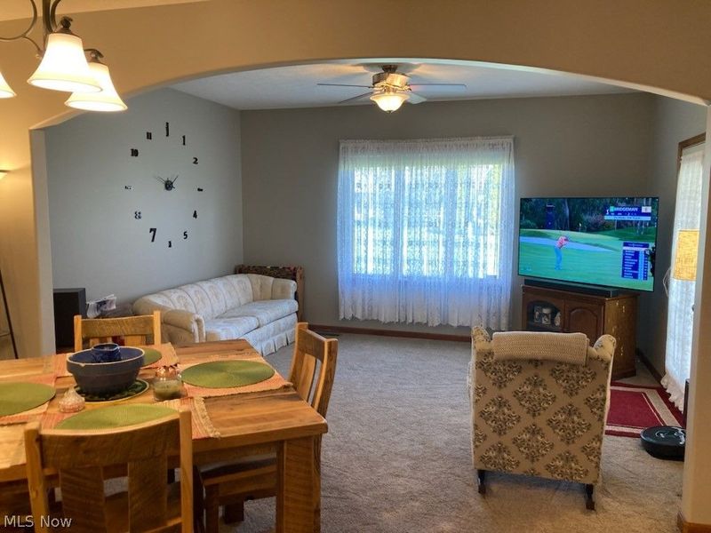 1335 Meadowbrook Drive, Dover, OH 44622 Photo 12