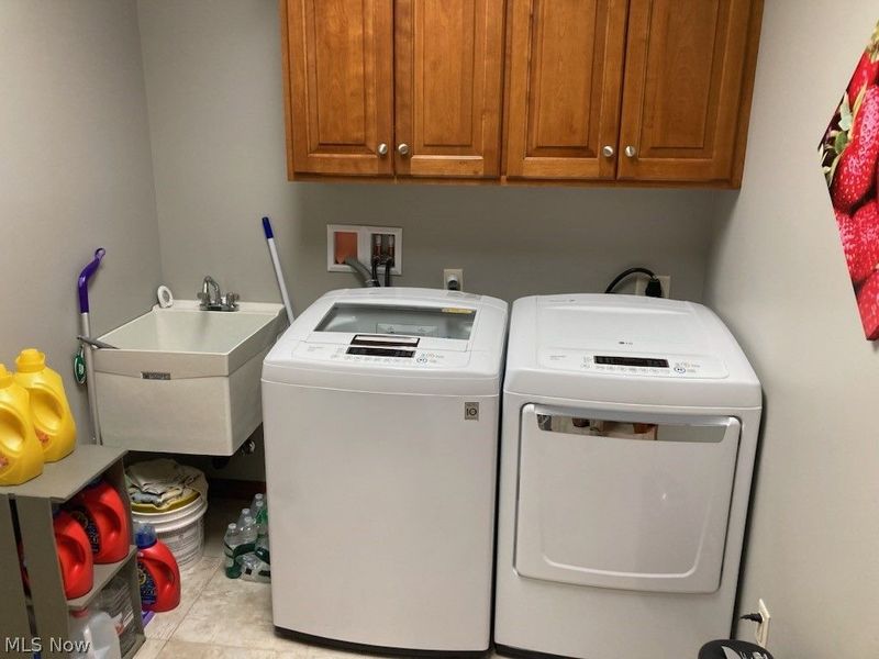 1335 Meadowbrook Drive, Dover, OH 44622 Photo 25