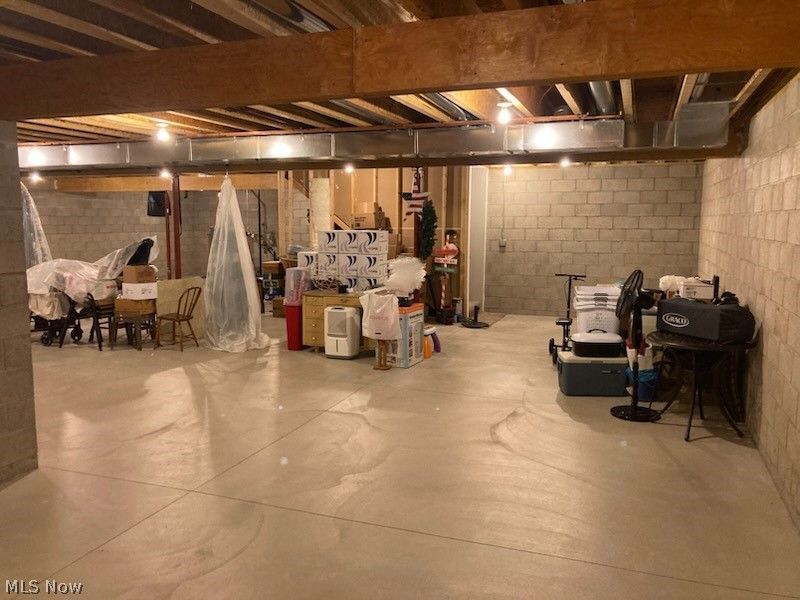 1335 Meadowbrook Drive, Dover, OH 44622 Photo 27