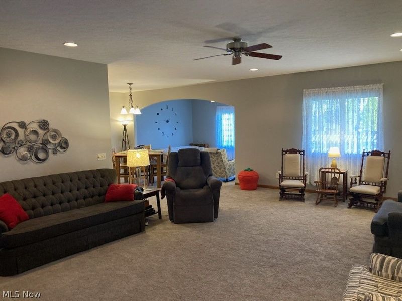 1335 Meadowbrook Drive, Dover, OH 44622 Photo 8