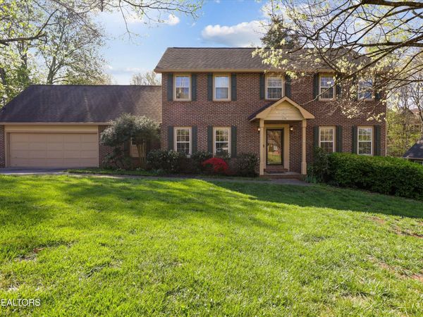 1113 Farrington Drive, Knoxville, TN 37923