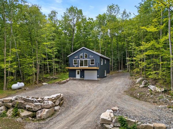 113 Bunker Lane, Hartland, ME 04943