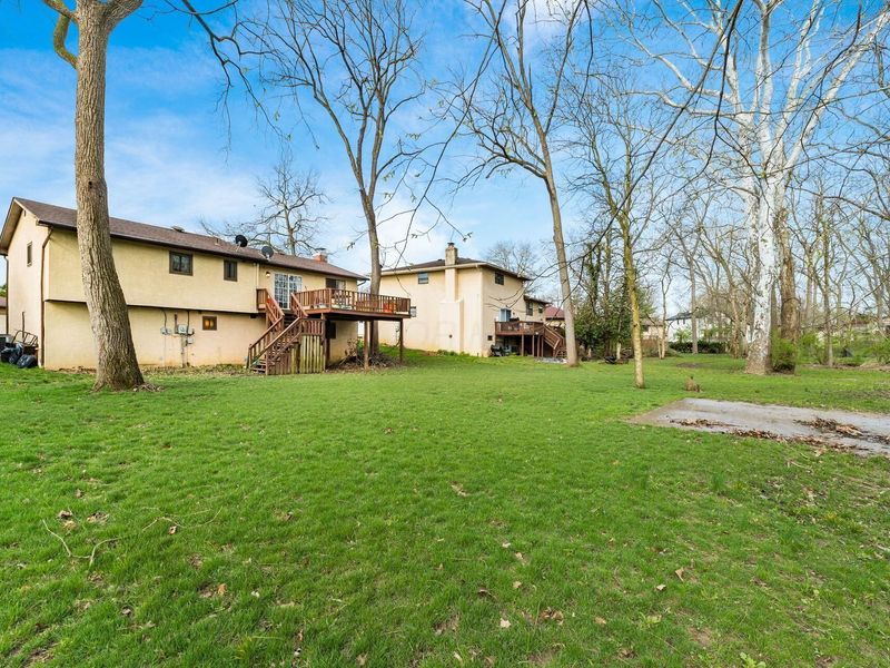 7056 White Butterfly Lane , Reynoldsburg, OH 43068 Photo 3