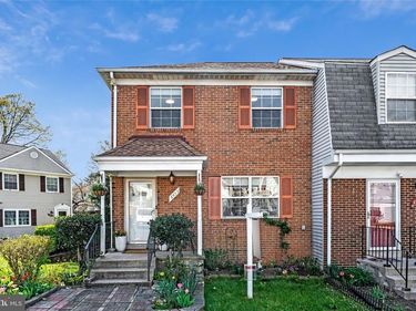 8453 MCKENZIE CIRCLE, MANASSAS, VA 20110