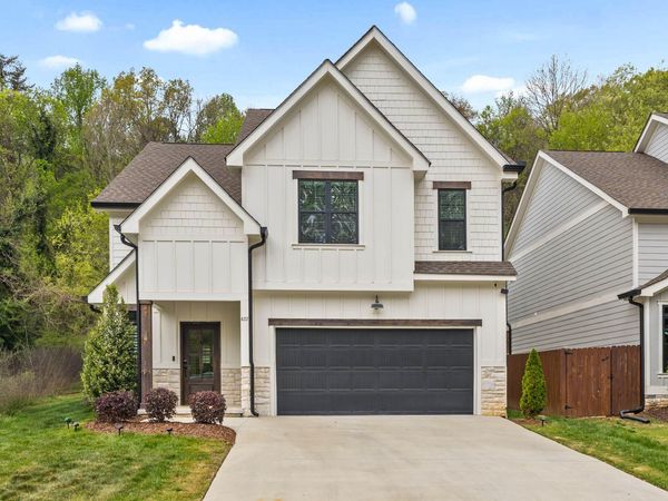 637 Lullwater Road, Chattanooga, TN 37405