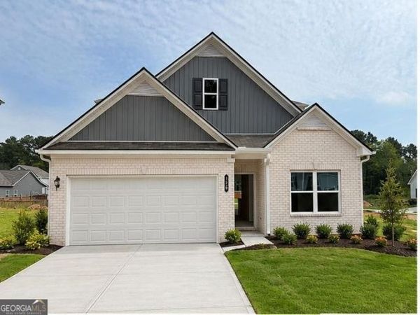 126 Sycamore Lane, Calhoun, GA 30701