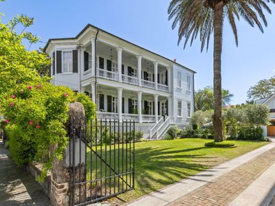 14 New Street, Charleston, SC 29401