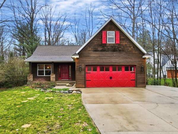6417 Ototeman Trail, Saugatuck, MI 49453