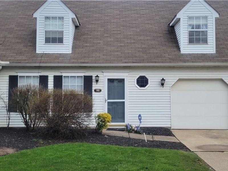 115 Bayberry Lane , Bedford, OH 44146 Photo 1