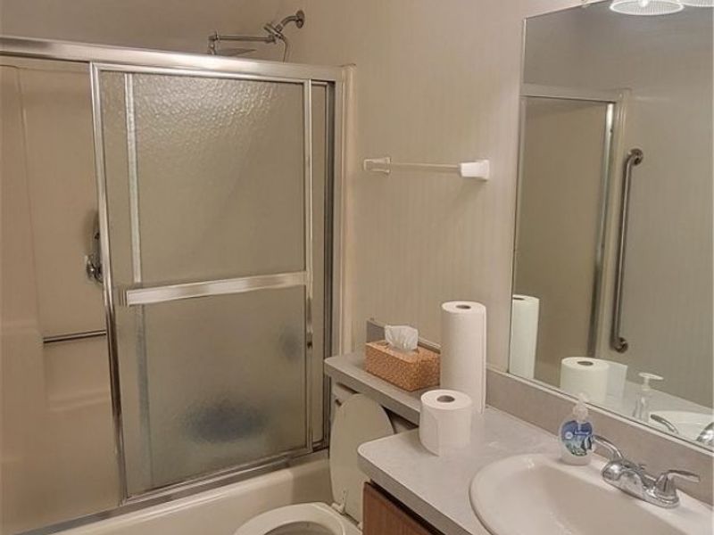 115 Bayberry Lane , Bedford, OH 44146 Photo 16