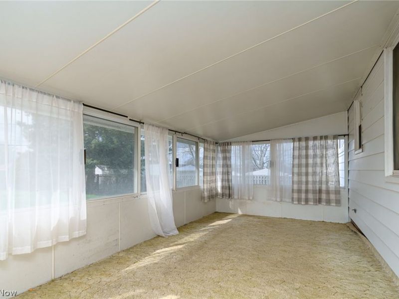 11121 Gabriella Drive, Parma, OH 44130 Photo 11