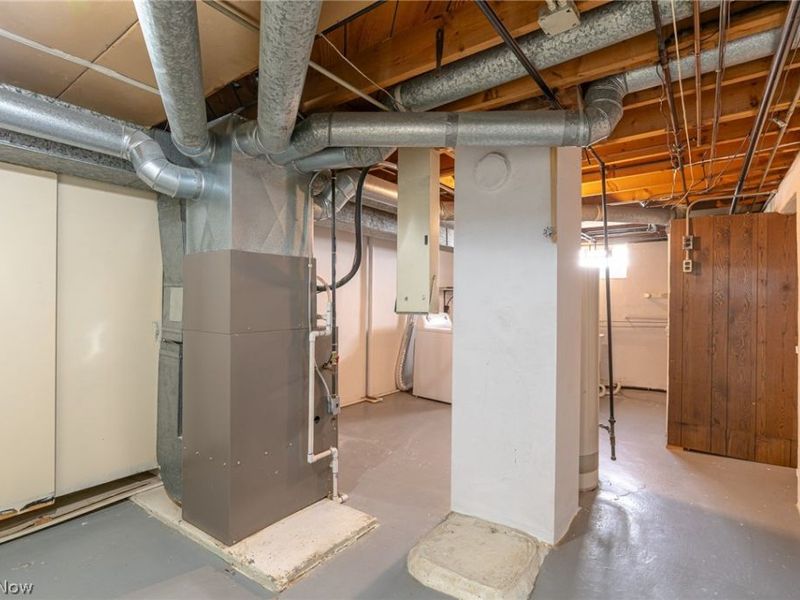 11121 Gabriella Drive, Parma, OH 44130 Photo 17