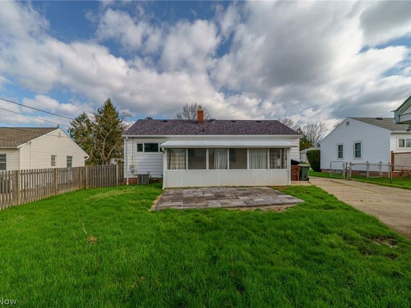 11121 Gabriella Drive, Parma, OH 44130 Photo 20