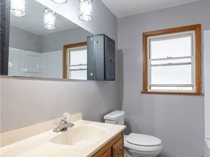 11121 Gabriella Drive, Parma, OH 44130 Photo 7