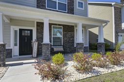 535 Harbour Pointe Drive photo 4