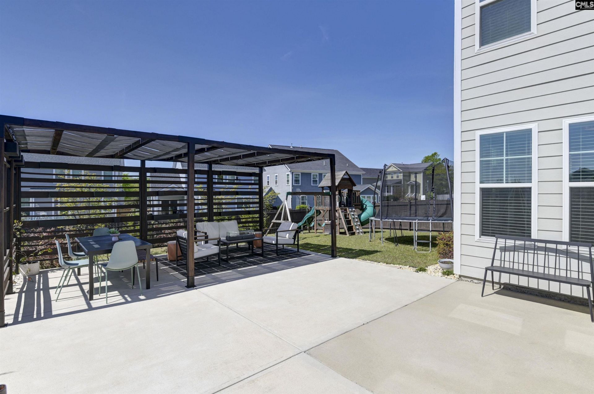 535 Harbour Pointe Drive Photo 6