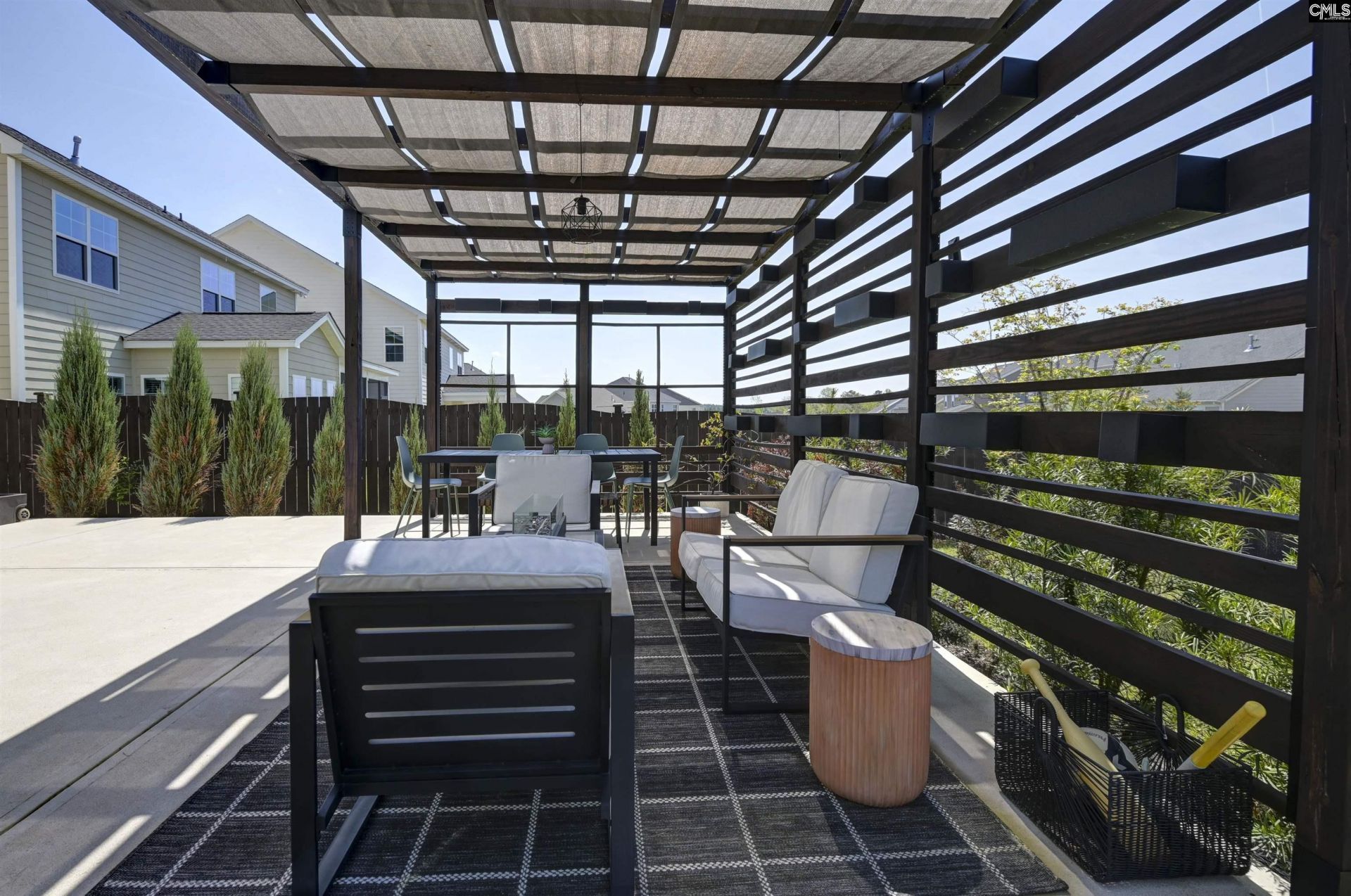 535 Harbour Pointe Drive Photo 9