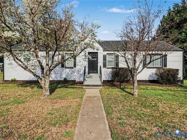 1404 Enon Church Road , Chester, VA 23836