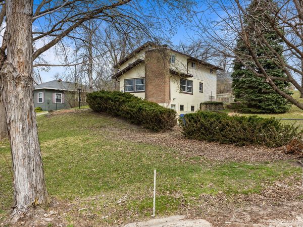 603 N 16th Street , Marshalltown, IA 50158