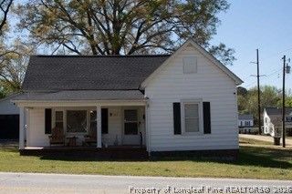 302 N 13th Street, Erwin, NC 28339 Main Photo