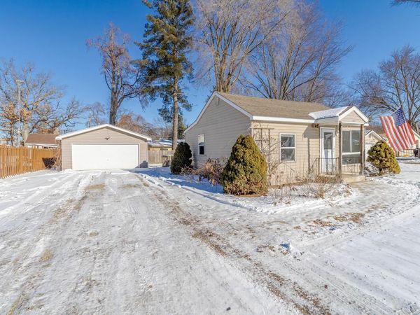 W1060 Golden Glow ROAD, Genoa City, WI 53128