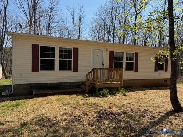 319 Ivy Road , Howardsville, VA 24562