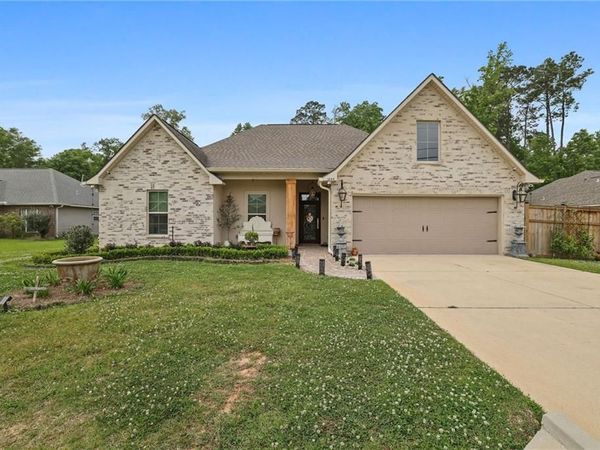 1044 N HAVEN Drive, Ponchatoula, LA 70454