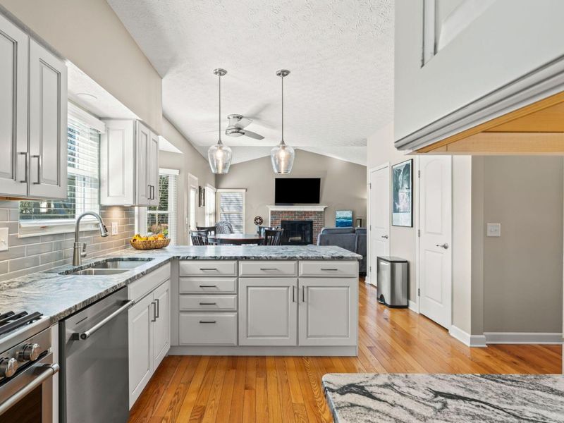 757 Summertree Lane, Westerville, OH 43081 Photo 12