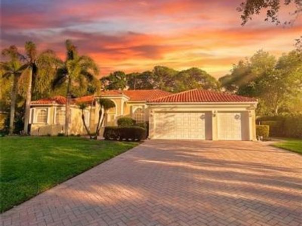 8824 SE Oak Grove Terrace, Hobe Sound, FL 33455