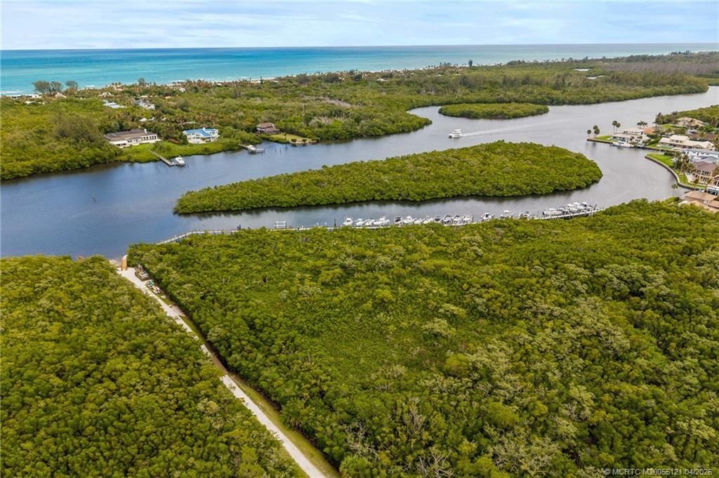 8824 SE Oak Grove Terrace, Hobe Sound, FL 33455 Photo