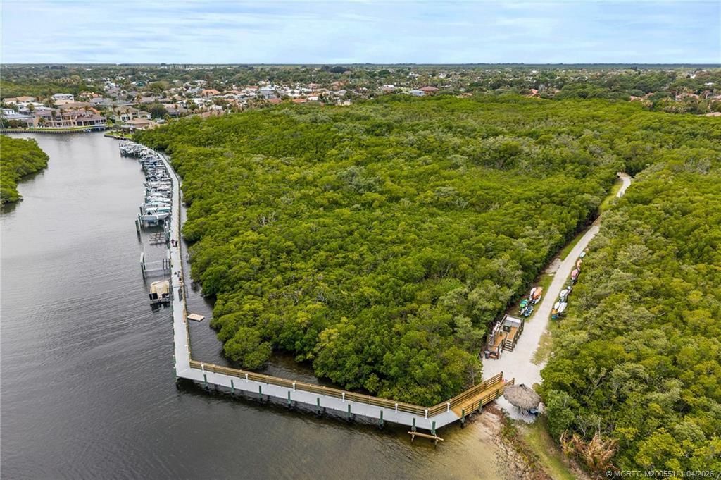 8824 SE Oak Grove Terrace, Hobe Sound, FL 33455 Photo