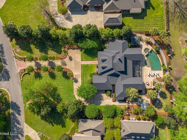 65 Pecan Acres , Hattiesburg, MS 39402